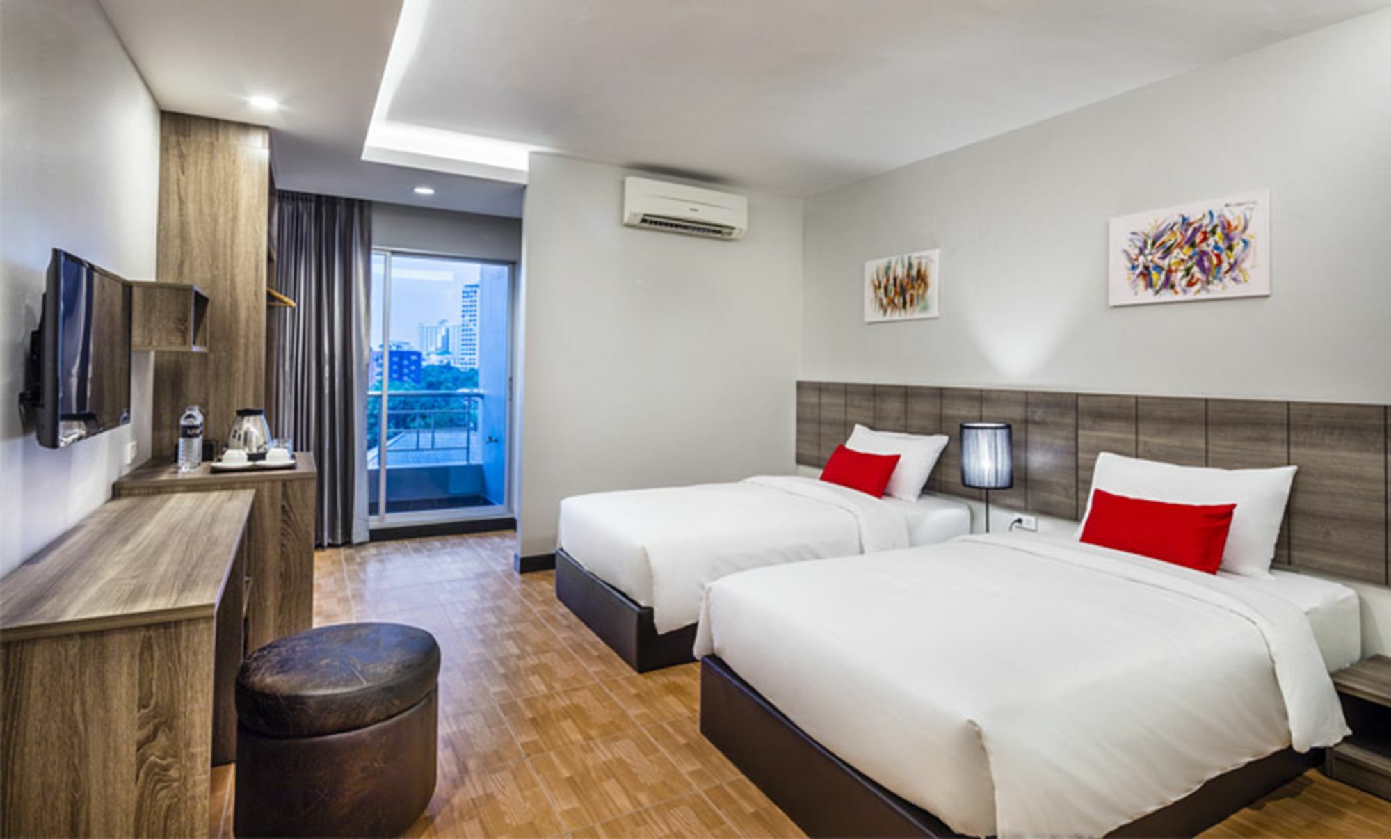 Livotel Hotel Hua Mak Bangkok Exteriör bild